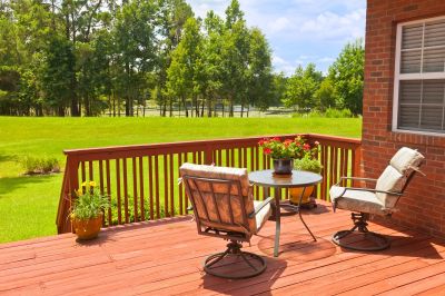 Enhance The Visual Appeal of Your Deck!
